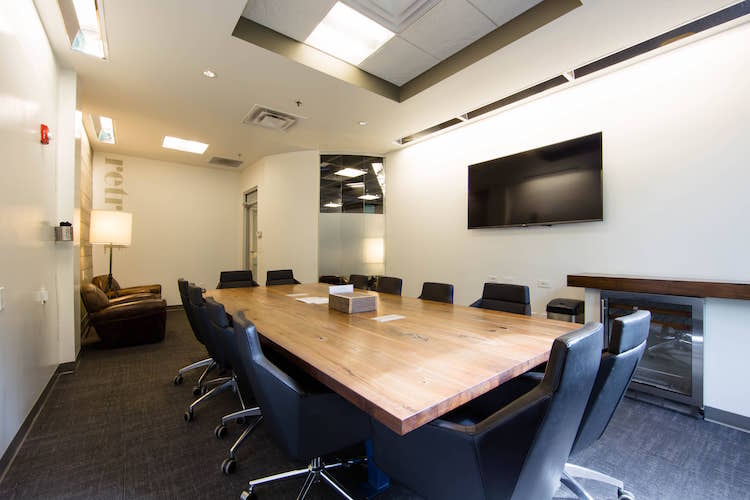 Find a Conference Room or Meeting Space - Roam Innovative Workplace