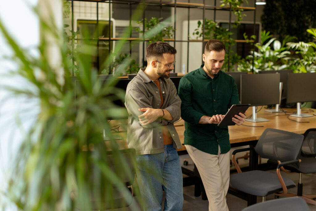 Collaborative Discussion in a coworking space