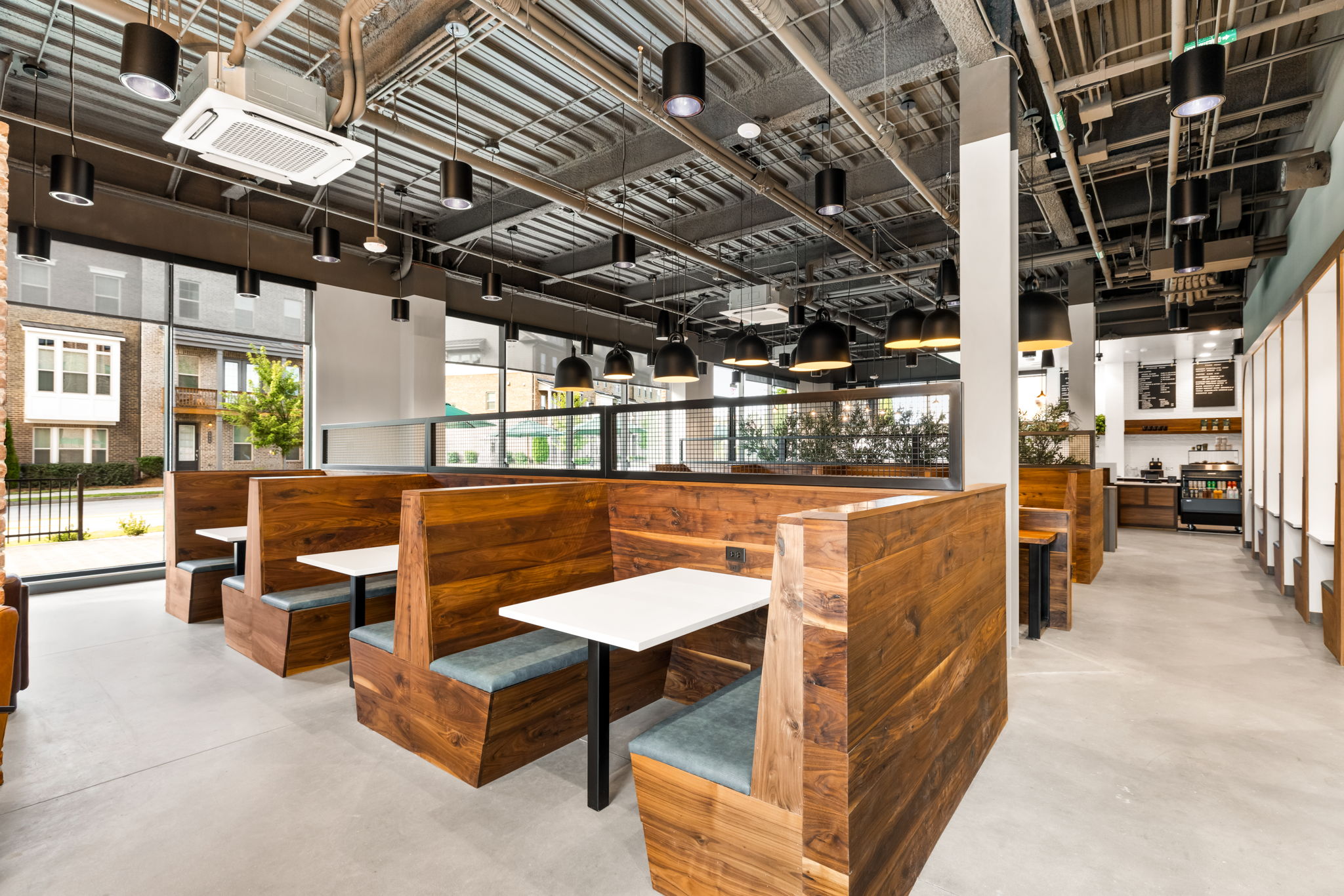 coworking space roam peachtree corners