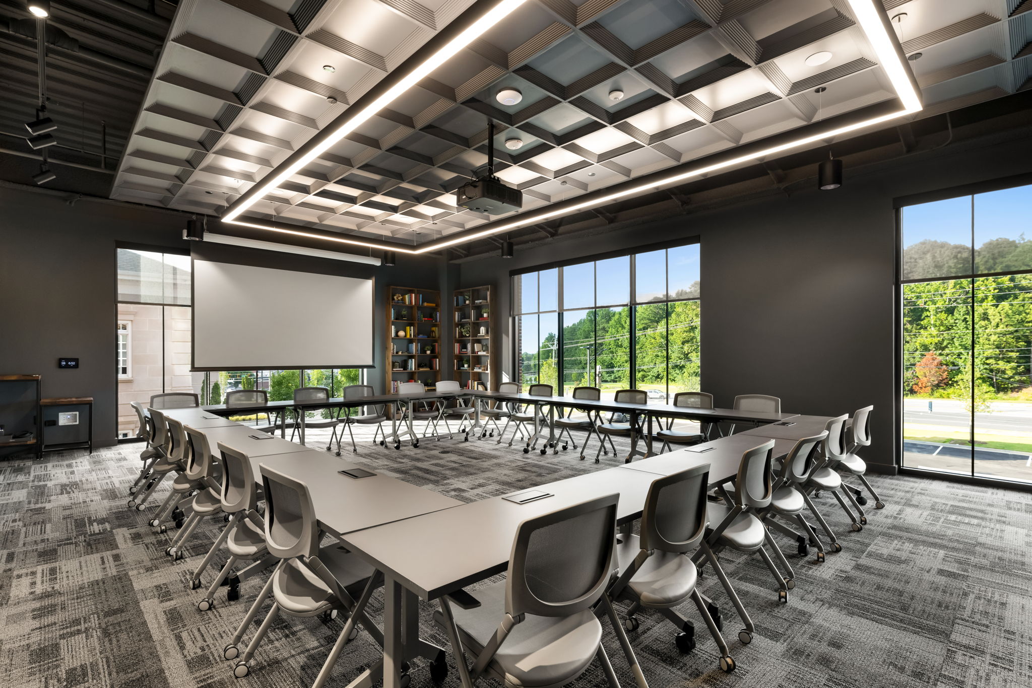 meeting room rental peachtree corners roam