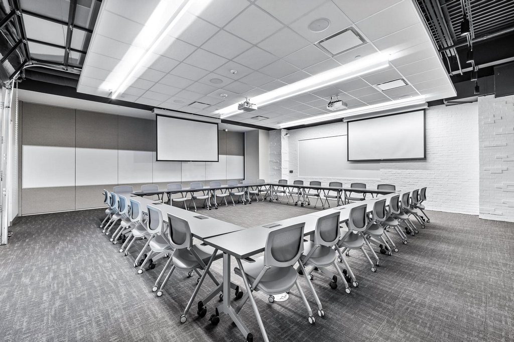 Roam hollow square style meeting room